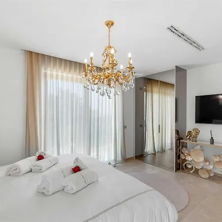 Villa Luxury Anton By Kompas *