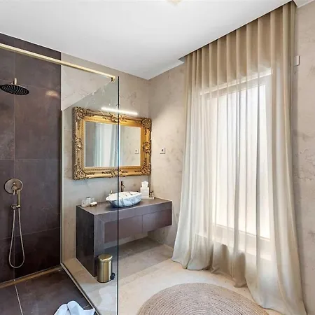 Villa Luxury Anton By Kompas