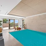 Luxury Anton By Kompas