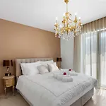 Luxury Anton By Kompas * Galižana