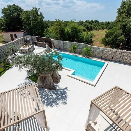 Luxury Anton By Kompas 别墅 Galižana