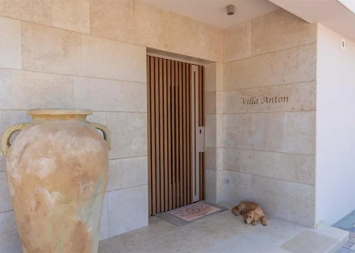 Villa Luxury Anton By Kompas